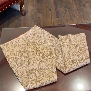 Semicouture 01 Capri pant with metallic pattern